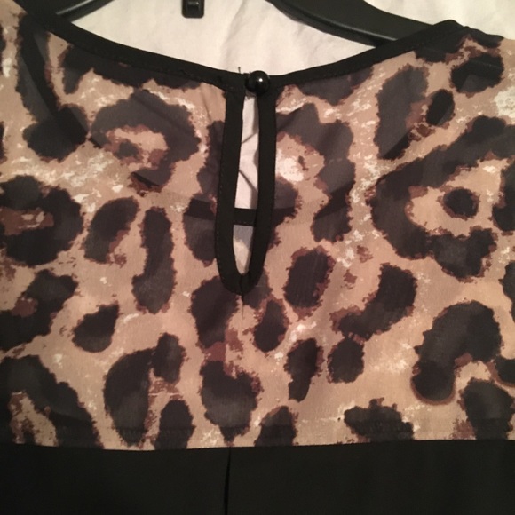 Black and leapord print blouse - Picture 2 of 7
